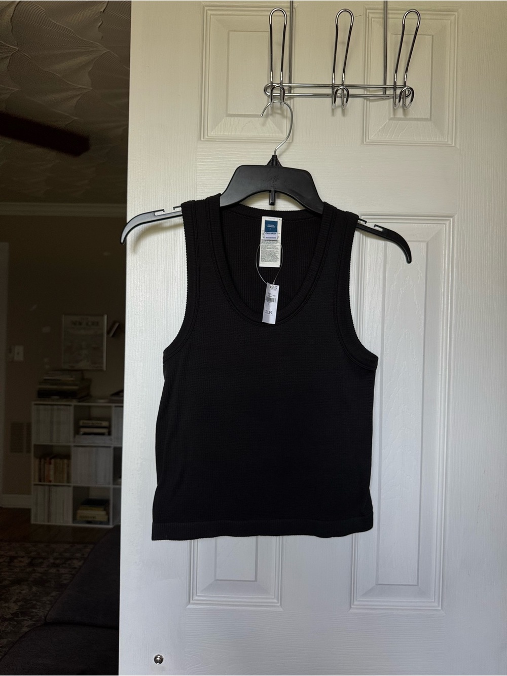 NWT old navy black ribbed tank top